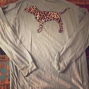 VS PINK shirt leopard print dog